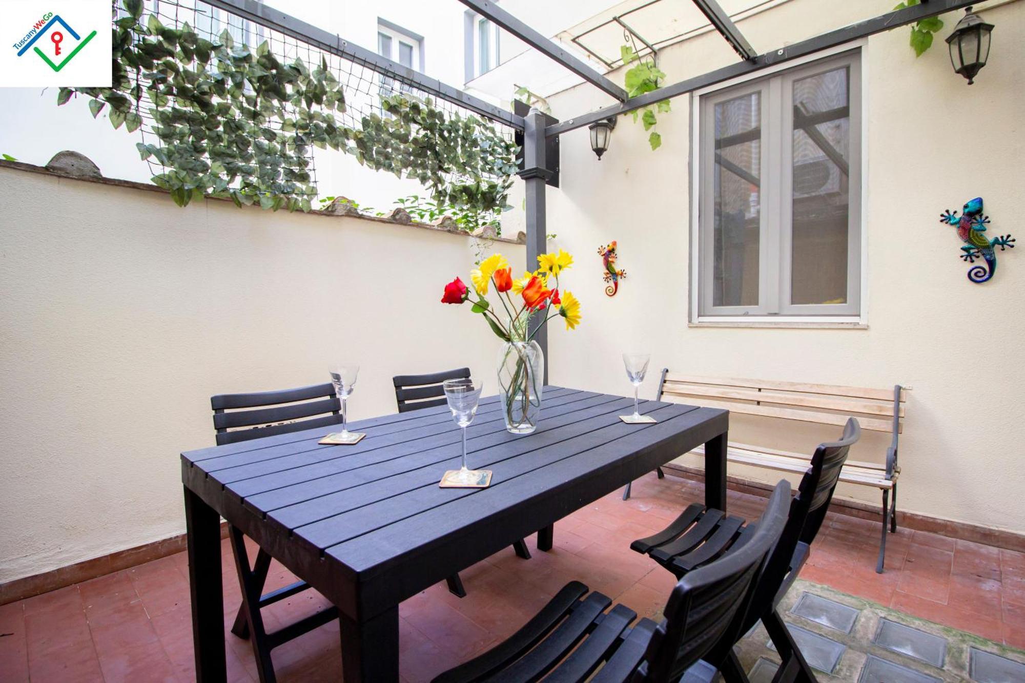 Florentia Apartment By Tuscanywego Флоренция Екстериор снимка